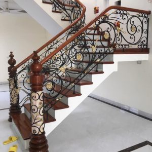 Mẫu cầu thang sắt