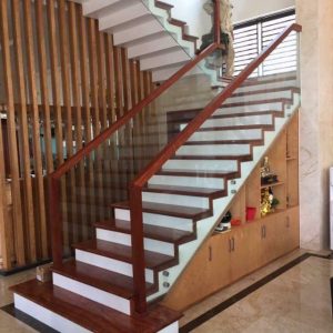 Mẫu cầu thang kính - Ms:02