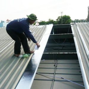 Thợ lợp mái tôn chuyên nghiệp