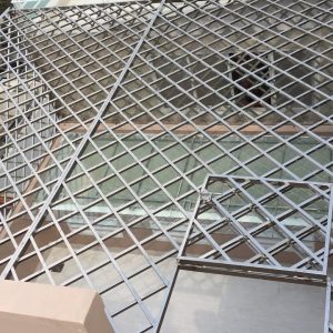 Làm khung bảo vệ tại Bình Chuẩn Bình Dương