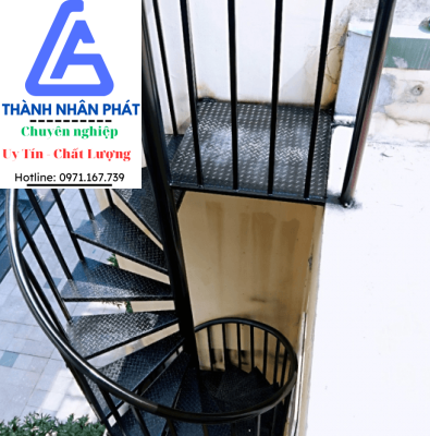 Dịch vụ làm cầu thang xoắn ốc