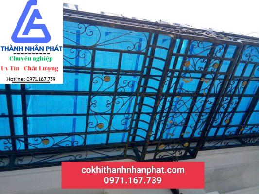 Thi công mái poly nhựa tại Tân Uyên