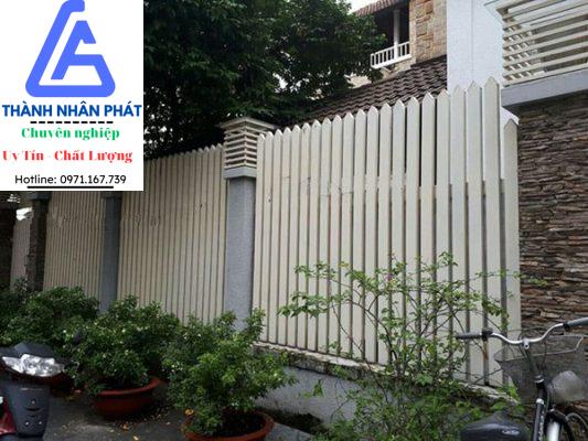 Làm hàng rào sắt tại Hóc Môn