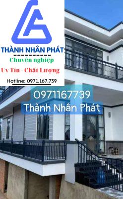 Lan can ban công sắt hộp đẹp