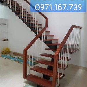 Thợ làm cầu thang sắt tại quận 11