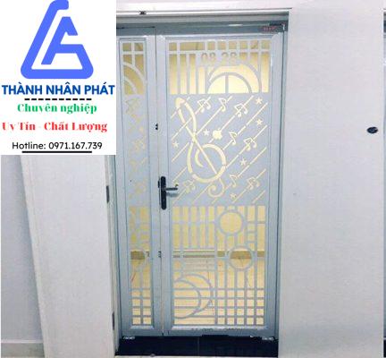 Mẫu cửa sắt nhà chung cư đẹp