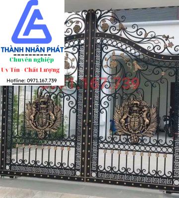 Gia công cửa sắt mỹ thuật tại quận 12