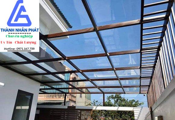 Làm mái kính cường lực tại Bình Tân