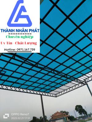 Thi công mái nhựa poly tại quận Tân Phú