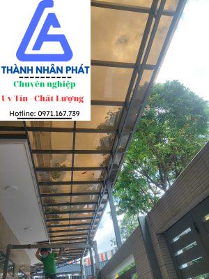 Thi công mái poly lấy sáng tại Bến Cát