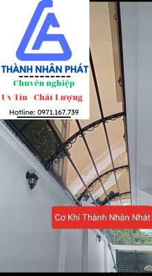 Lắp đặt mái nhựa poly tại quận 4