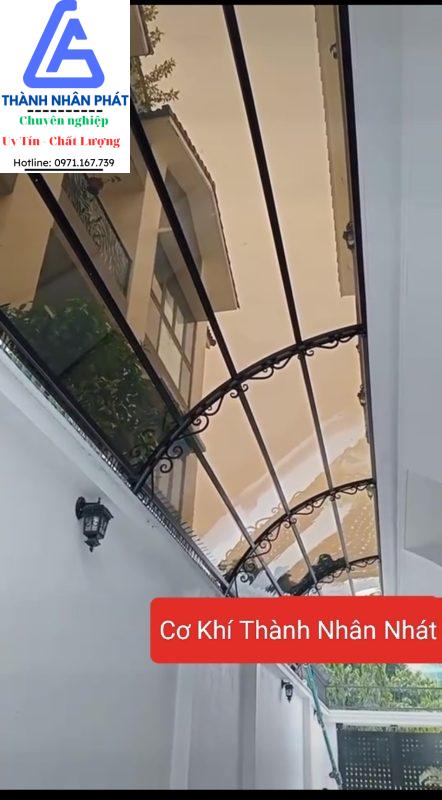 Lắp đặt mái nhựa poly tại quận 4